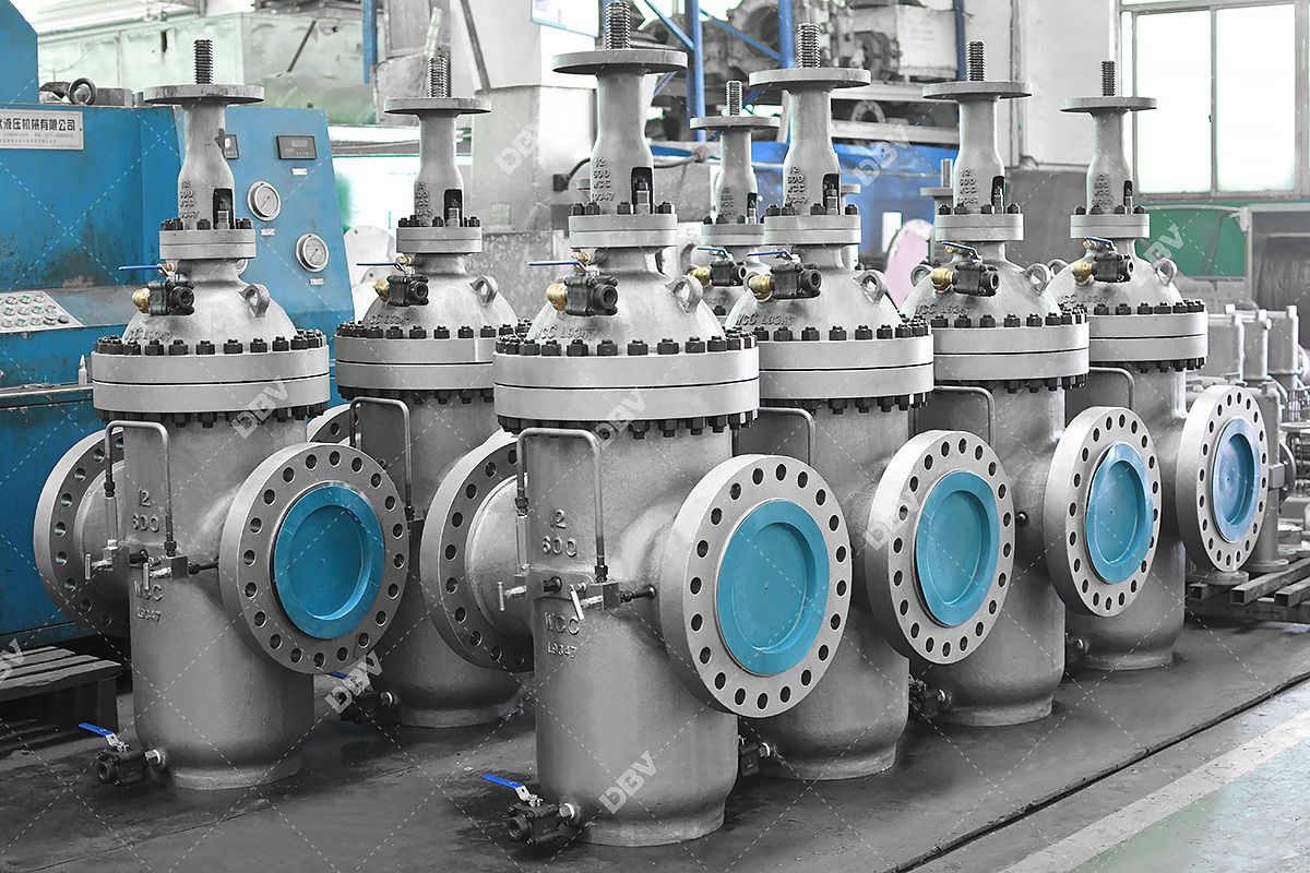 The expanding slab gate valve structural details and features